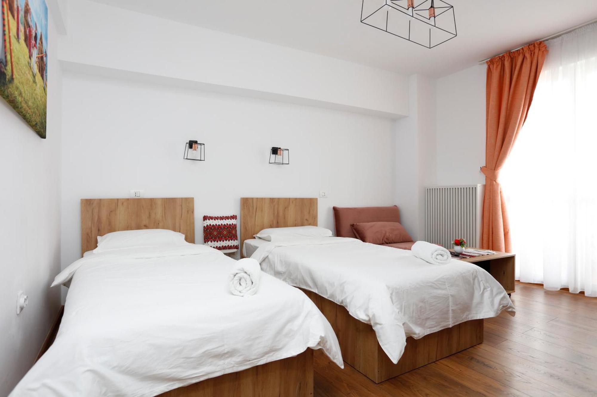 Traditional Romanian Apartments Bucharest Exterior photo
